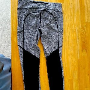 Lululemon full length running leggings size 10